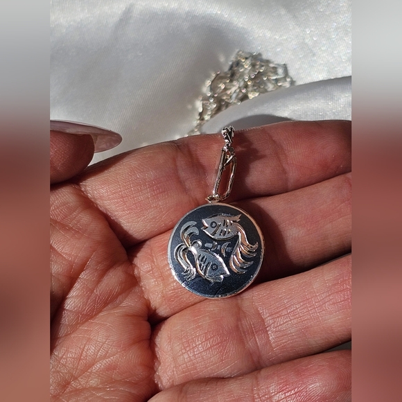 Vintage Sterling Pisces Necklace - Picture 2 of 5